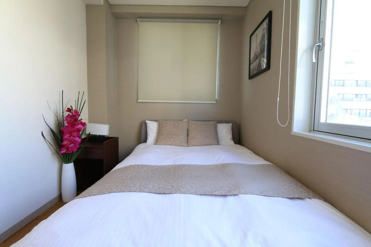 Nm51 Liz Osaka Castle Apartment 0*,  Japan